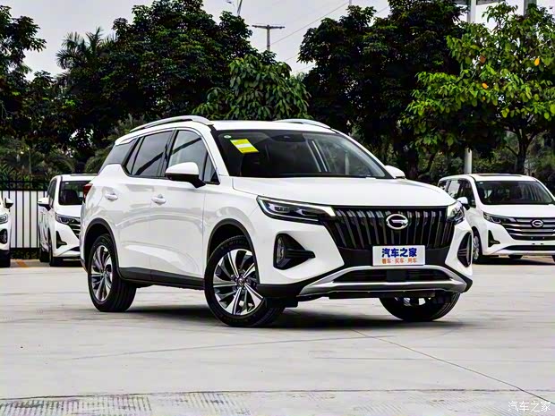 广汽乘用车 传祺GS4 2021款 270T 自动尊贵纵享版 广汽乘用车 传祺GS4 2021款 270T 自动尊贵纵享版