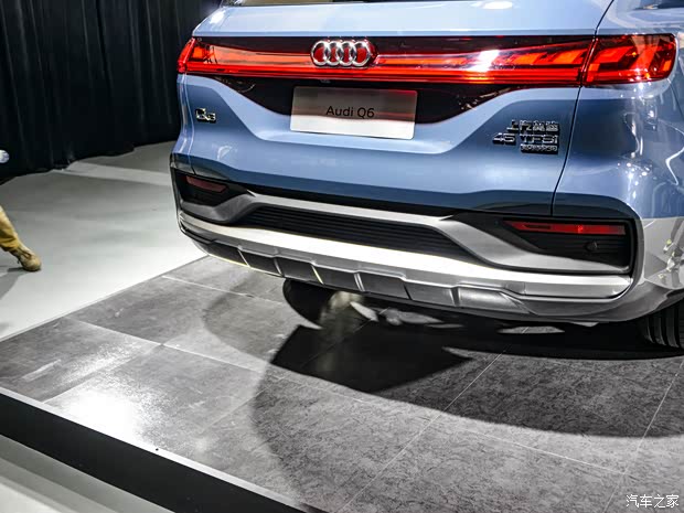 上汽奧迪 奧迪Q6 2022款 45 TFSI 基本型