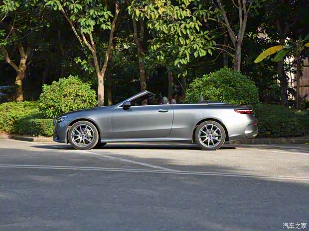 奔馳(進口) 奔馳E級(進口) 2021款 E 260 4MATIC 敞篷轎跑車