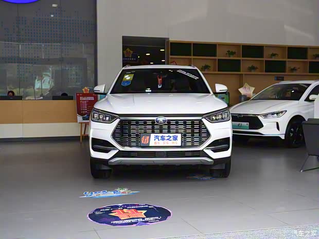 比亚迪 宋PLUS 2020款 1.5T 自动旗舰型