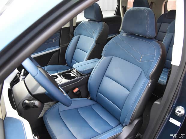 睿藍(lán)汽車 睿藍(lán)9 2023款 創(chuàng)始版 6座