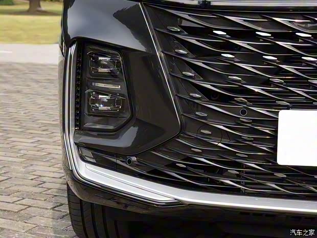 上汽集团 荣威RX5 MAX 2022款 300TGI 自动有为旗舰版