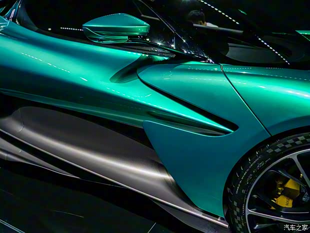 阿斯頓·馬丁 Valhalla 2021款 基本型