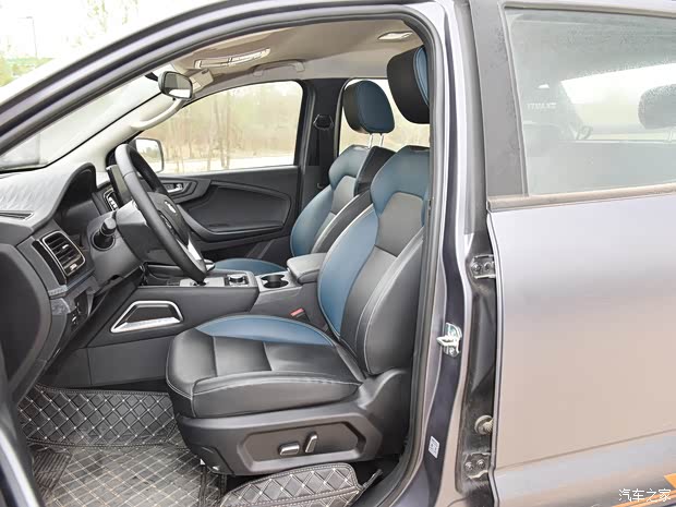 中兴汽车 中兴1986 2023款 2.0T竞技版自动汽油四驱超豪华标双 中兴汽车 中兴1986 2023款 2.0T竞技版自动汽油四驱超豪华标双