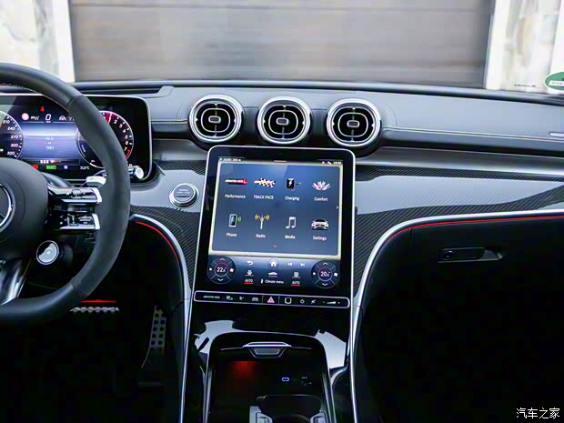 梅赛德斯-AMG 奔驰C级AMG新能源 2023款 AMG C 63 S E Performance 欧洲版 梅赛德斯-AMG 奔驰C级AMG新能源 2023款 AMG C 63 S E Performance 欧洲版