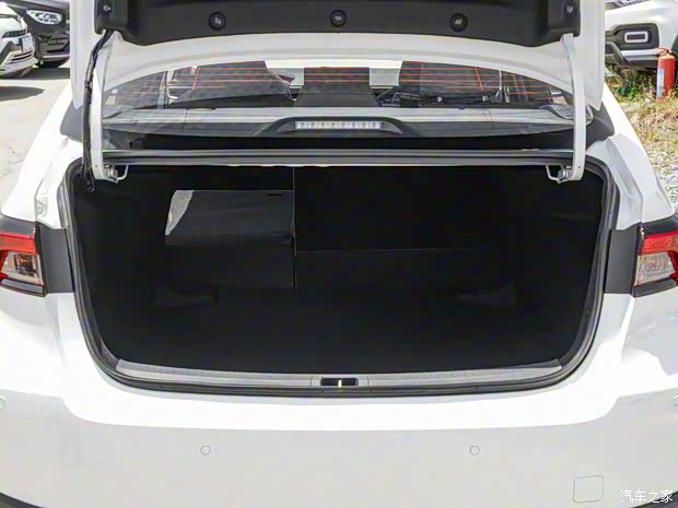 一汽豐田 亞洲獅 2023款 雙擎 2.0L 基本型 一汽豐田 亞洲獅 2023款 雙擎 2.0L 基本型