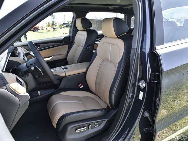 东风本田 本田UR-V 2023款 370TURBO 四驱尊耀版 东风本田 本田UR-V 2023款 370TURBO 四驱尊耀版