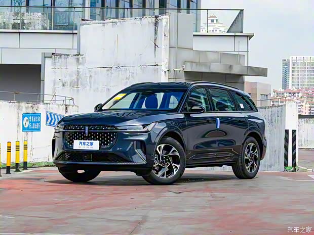 長安林肯 航海家 2023款 2.0T 四驅(qū)尊逸混動版