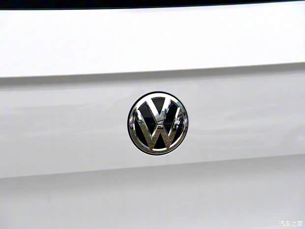 一汽-大众 T-ROC探歌 2018款 230TSI DSG两驱时尚型