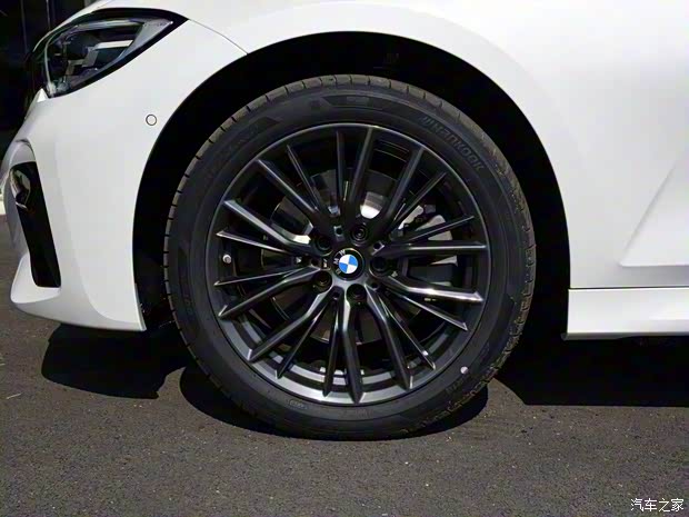 华晨宝马 宝马3系 2021款 330i M运动曜夜套装