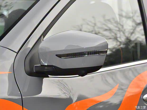 鄭州日產(chǎn) 銳騏7 2023款 虎嘯