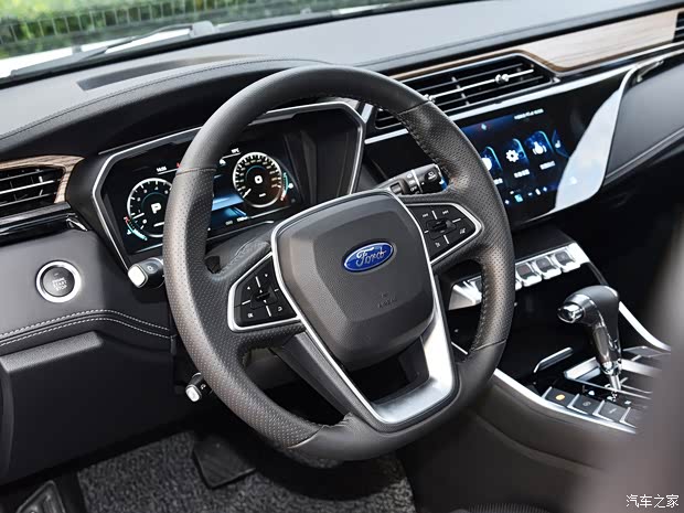 江铃福特 领界 2019款 EcoBoost 145 CVT 48V尊领型PLUS 江铃福特 领界 2019款 EcoBoost 145 CVT 48V尊领型PLUS