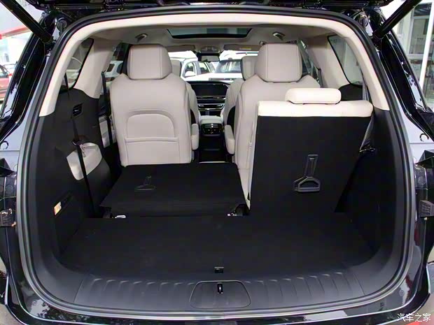 上汽通用五菱 新寶駿RS-7 2020款 基本型