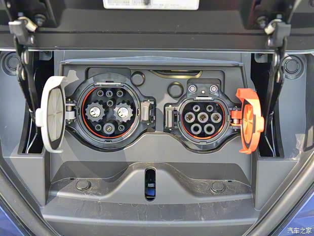 东风日产 轩逸·纯电 2018款 高配版 东风日产 轩逸·纯电 2018款 高配版