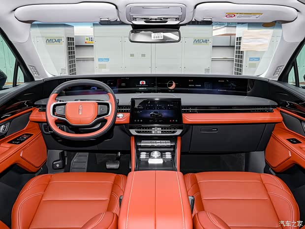 長安林肯 航海家 2023款 2.0T 四驅(qū)尊逸混動版