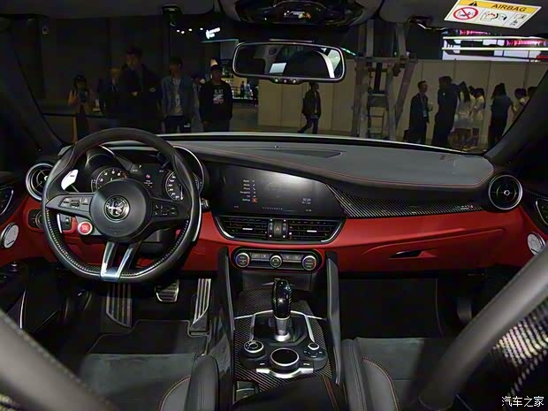 阿尔法·罗密欧 Giulia 2018款 NRing限量版