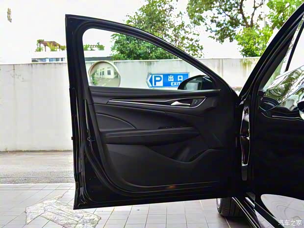 上汽通用别克 君越 2021款 552T 豪华型
