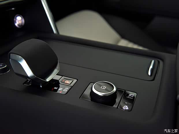 路虎(進口) 發(fā)現(xiàn) 2021款 基本型