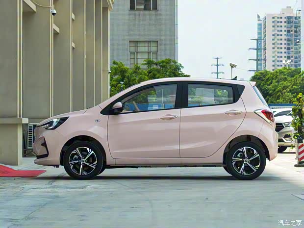 长安汽车 奔奔E-Star 2023款 多彩款 磷酸铁锂