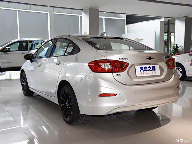 上汽通用雪佛蘭 科魯茲 2018款 320 Redline尚·紅版