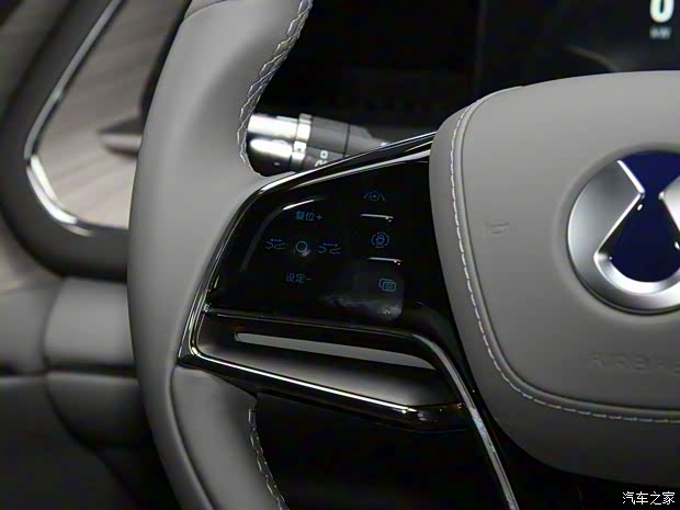 腾势汽车 腾势N7 2023款 高配基本型