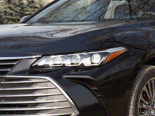 一汽丰田 亚洲龙 2019款 双擎 2.5L 高配版