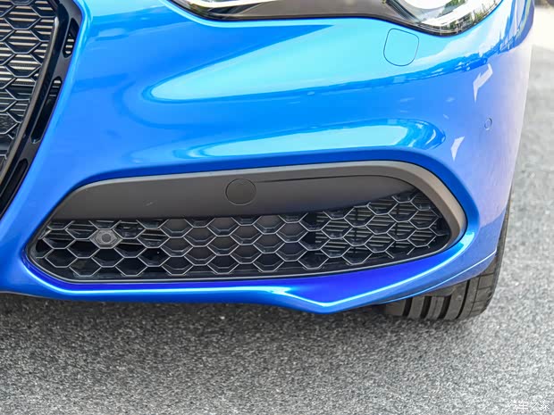 阿爾法·羅密歐 Stelvio 2022款 Veloce