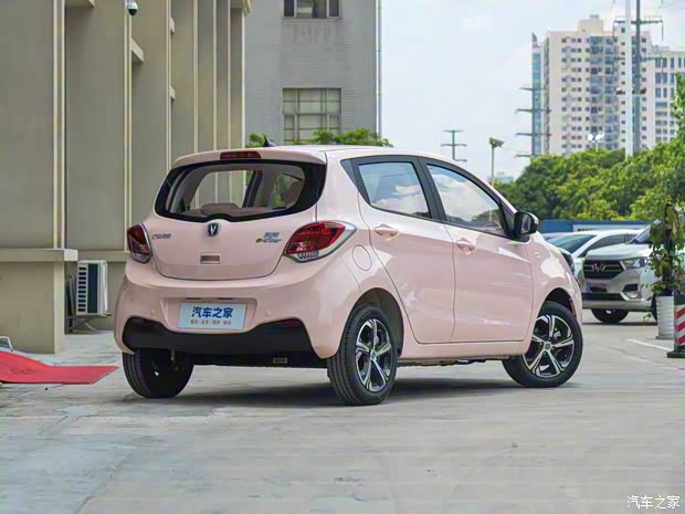 长安汽车 奔奔E-Star 2023款 多彩款 磷酸铁锂