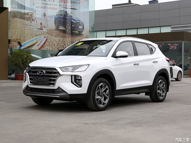 北京现代 途胜 2019款 280TGDi 双离合两驱豪华版