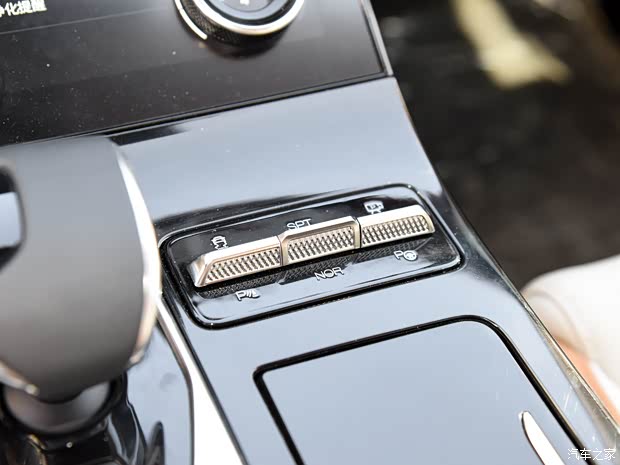 奇瑞汽车 捷途X70 PLUS 2021款 1.6T DCT天 7座