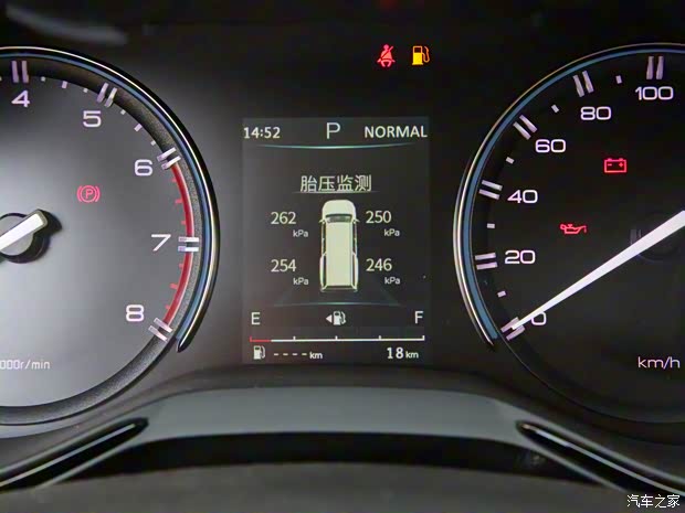 鄭州日產(chǎn) 帕拉丁 2023款 2.0T 四驅(qū)尊享型 鄭州日產(chǎn) 帕拉丁 2023款 2.0T 四驅(qū)尊享型