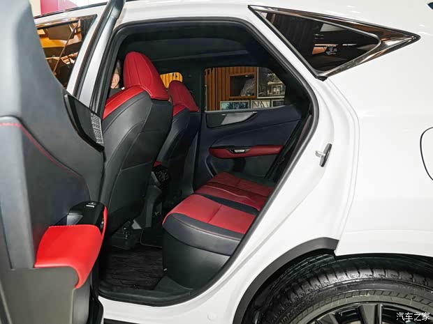 雷克萨斯 雷克萨斯NX 2022款 350h AWD