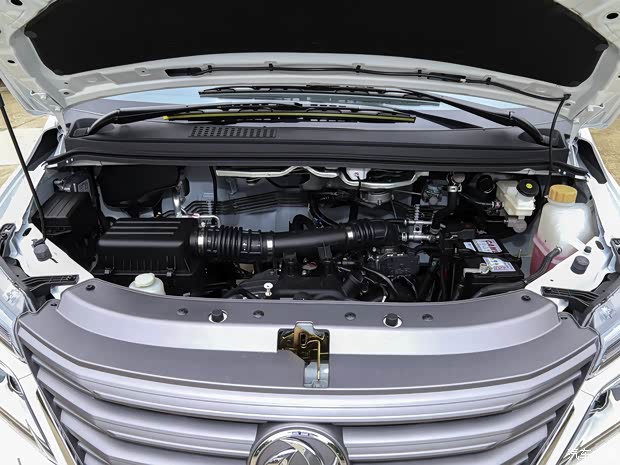 东风风行 菱智 2020款 M5L 1.6L 9座舒适型 东风风行 菱智 2020款 M5L 1.6L 9座舒适型