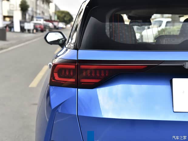 一汽奔腾 奔腾T77 2020款 Pro 280 TID 自动尊贵型