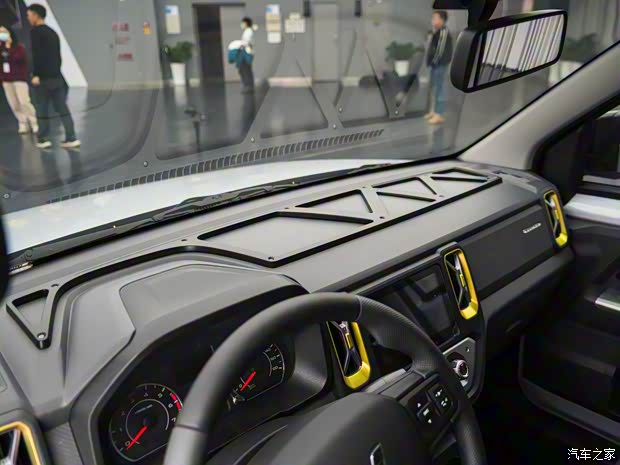 上汽通用五菱 五菱征途 2021款 御寒征途版