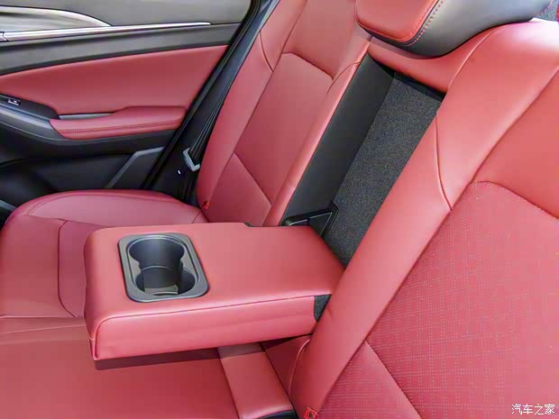 长安汽车 逸动 2020款 PLUS 蓝鲸NE 1.4T GDI DCT旗舰型