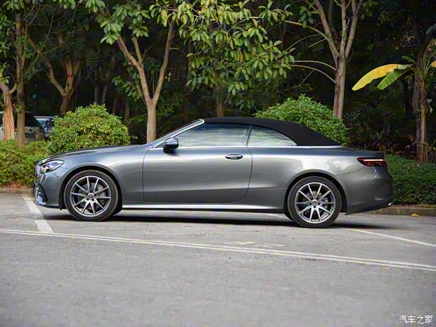 奔馳(進口) 奔馳E級(進口) 2021款 E 260 4MATIC 敞篷轎跑車