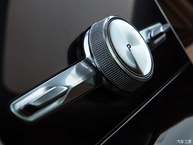 上汽集团 荣威MARVEL X 2018款 两驱Premium版