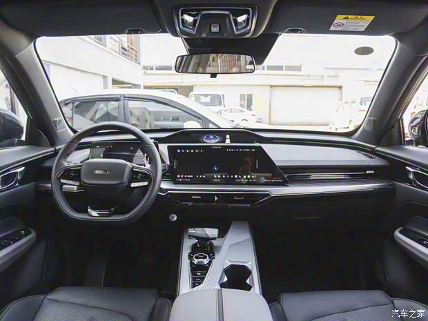 长安汽车 欧尚Z6新能源 2022款 蓝鲸iDD 150KM旗舰PLUS 长安汽车 欧尚Z6新能源 2022款 蓝鲸iDD 150KM旗舰PLUS