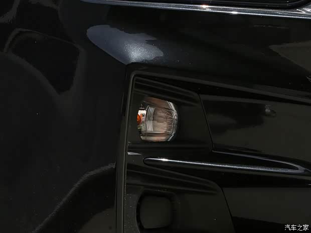 江西五十鈴 鈴?fù)?2023款 2.5T手動四驅(qū)柴油長軸版