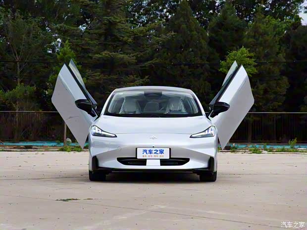 埃安 昊铂Hyper GT 2023款 560七翼版 埃安 昊铂Hyper GT 2023款 560七翼版