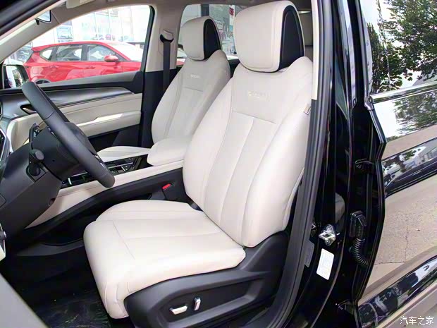 上汽通用五菱 新寶駿RS-7 2020款 基本型