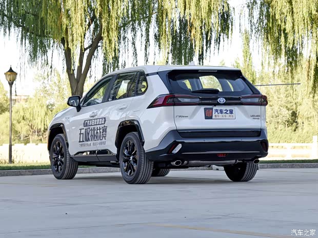 廣汽豐田 威蘭達 2022款 雙擎 2.5L E-CVT兩驅騎士版