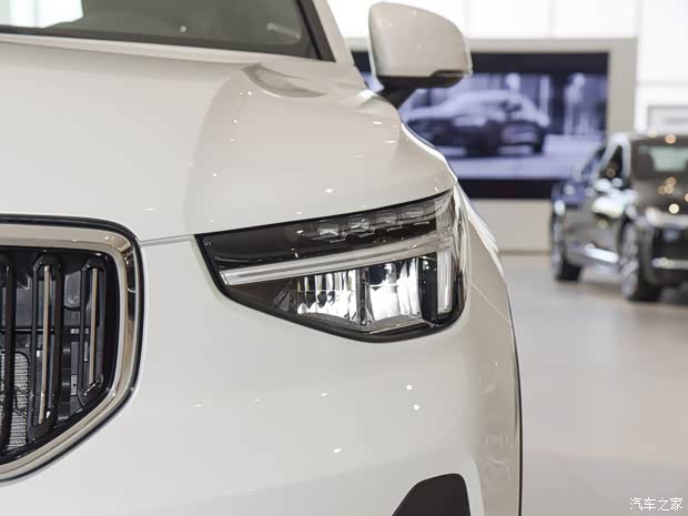 沃爾沃亞太 沃爾沃XC40 2023款 B3 智行時尚版