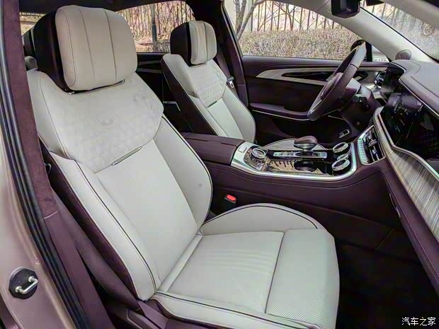 一汽红旗 红旗H9 2020款 3.0T 智联旗领四座版