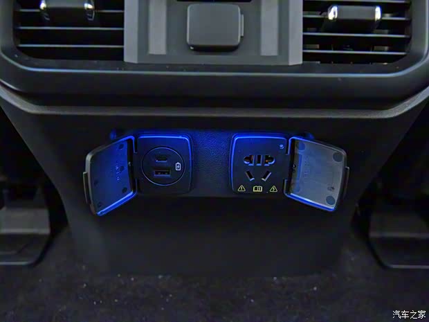 福特(进口) 福特F-150 2022款 3.5T 猛禽