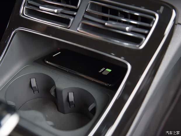 比亚迪 秦PLUS 2021款 DM 基本型