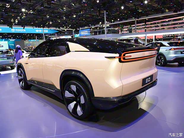 长安汽车 长安CD701 2022款 概念版 长安汽车 长安CD701 2022款 概念版