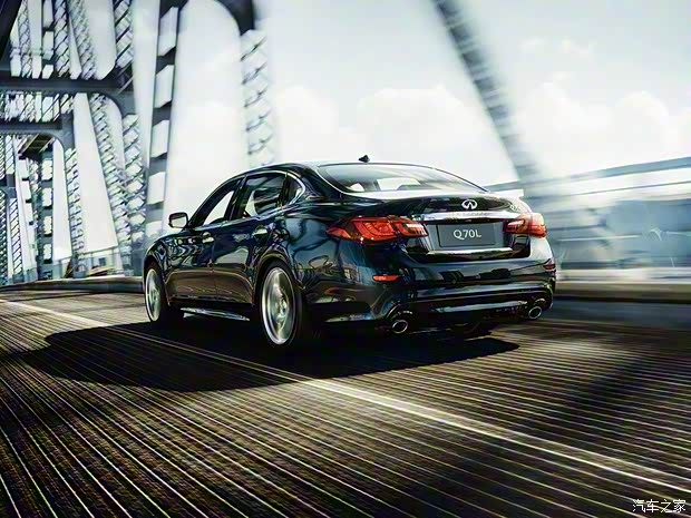 英菲尼迪(进口) 英菲尼迪Q70 2019款 2.0T 奢华版 英菲尼迪(进口) 英菲尼迪Q70 2019款 2.0T 奢华版