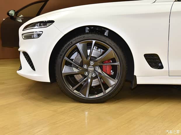 捷尼赛思 捷尼赛思G70 2022款 2.0T 四驱旗舰型